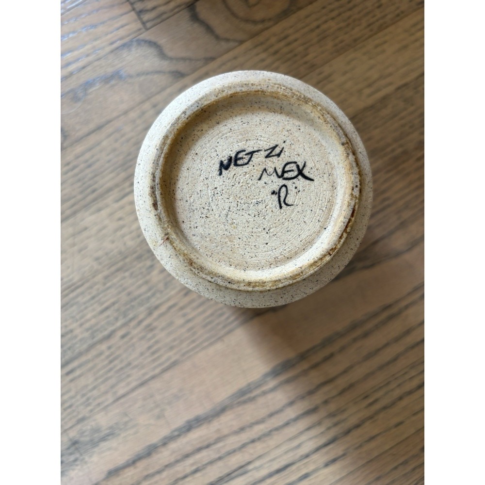 Small Tonala Jar W/Lid Marked On Bottom Mexico - Picture 7 of 9